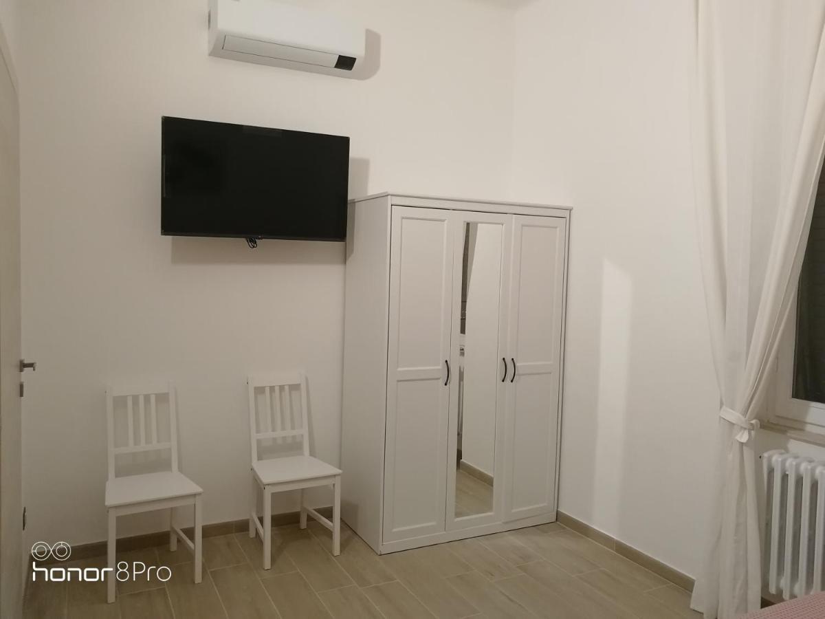 Отель Casa Viorica 2 Анкона Экстерьер фото